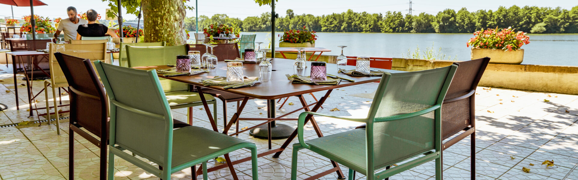 Terrace on the banks of the Saône - Thoissey - Ain